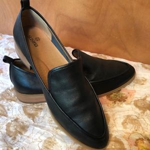 Susina Black Leather Loafers 8W - 8.5